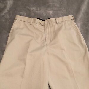 EUC Croft & Barrow men’s khaki pants 36x32